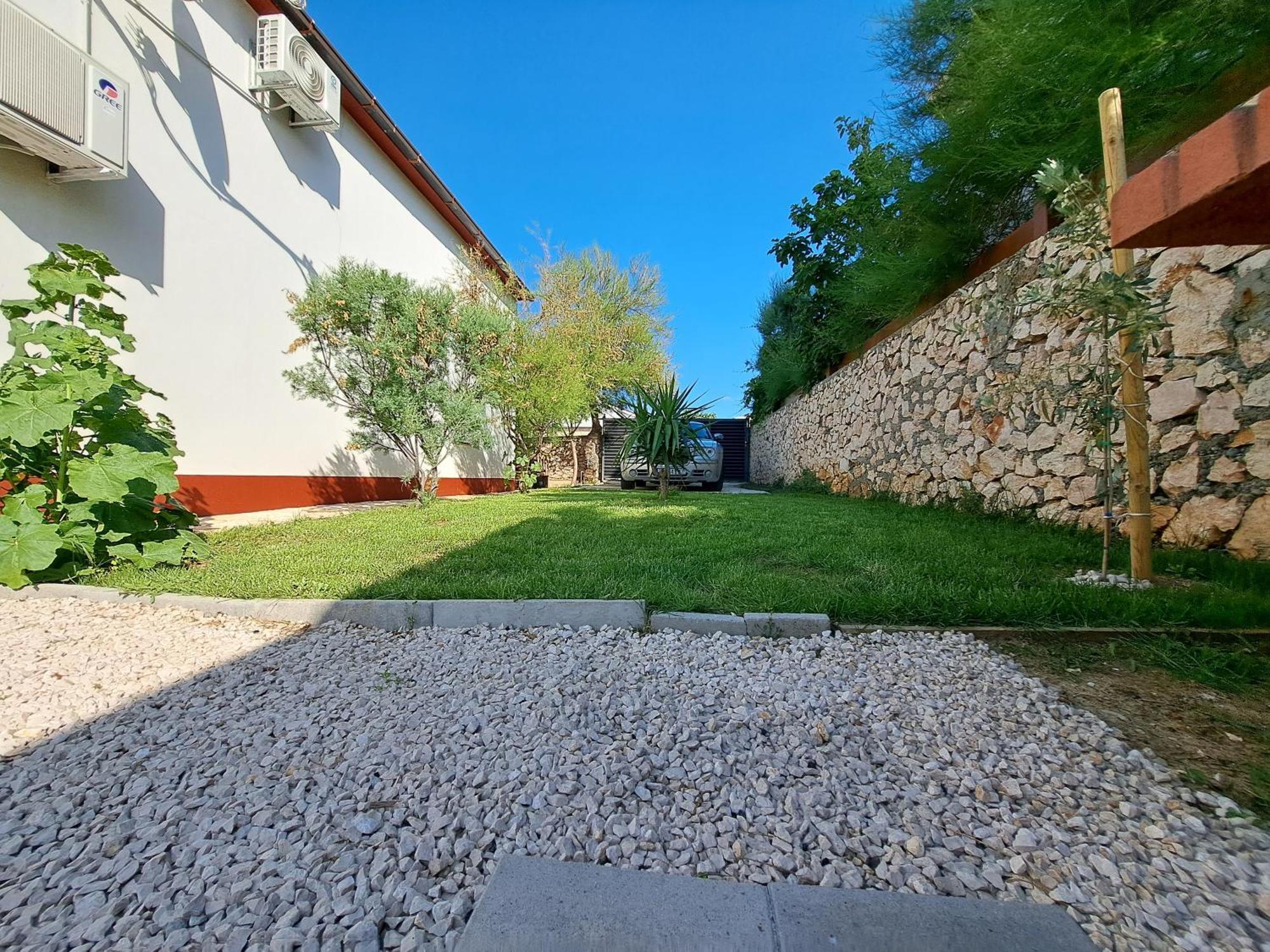 Villa Opera Razanac Exterior photo